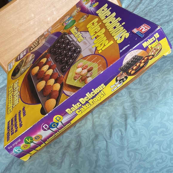 As Seen on TV Bake Delicious Cake Pops - Picture 3 of 11